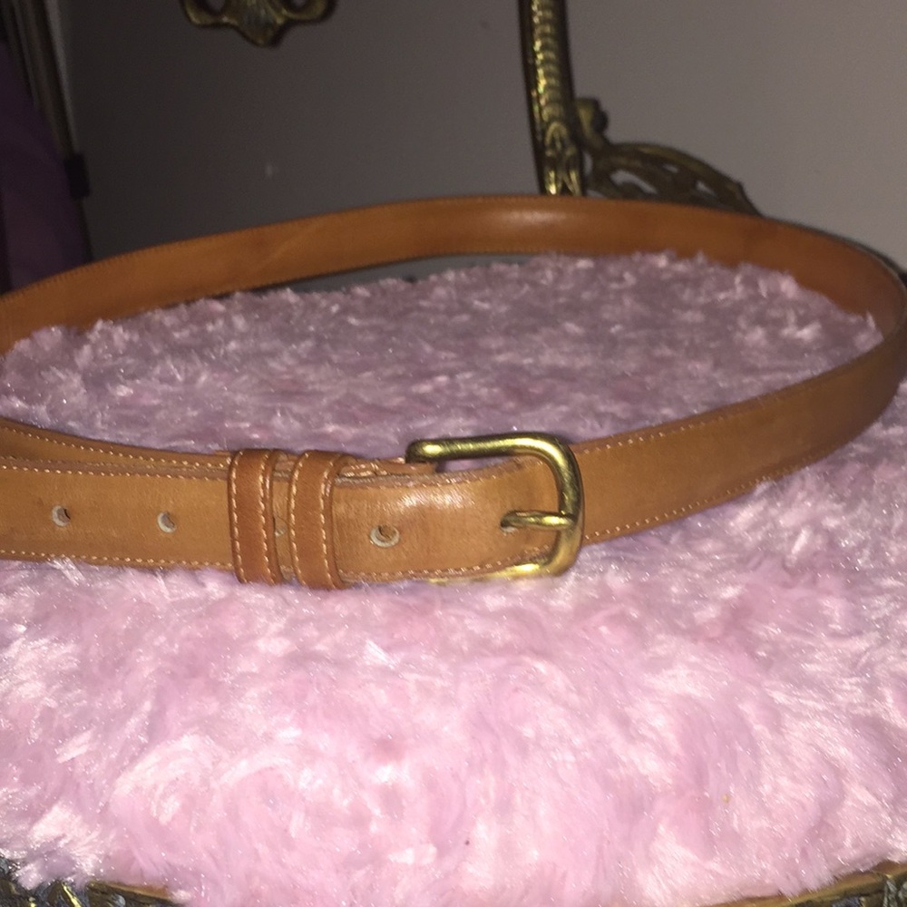 A vintage coach belt firm price